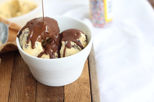 Chocolate Hard Shell for Ice Cream {2 Ingredients}